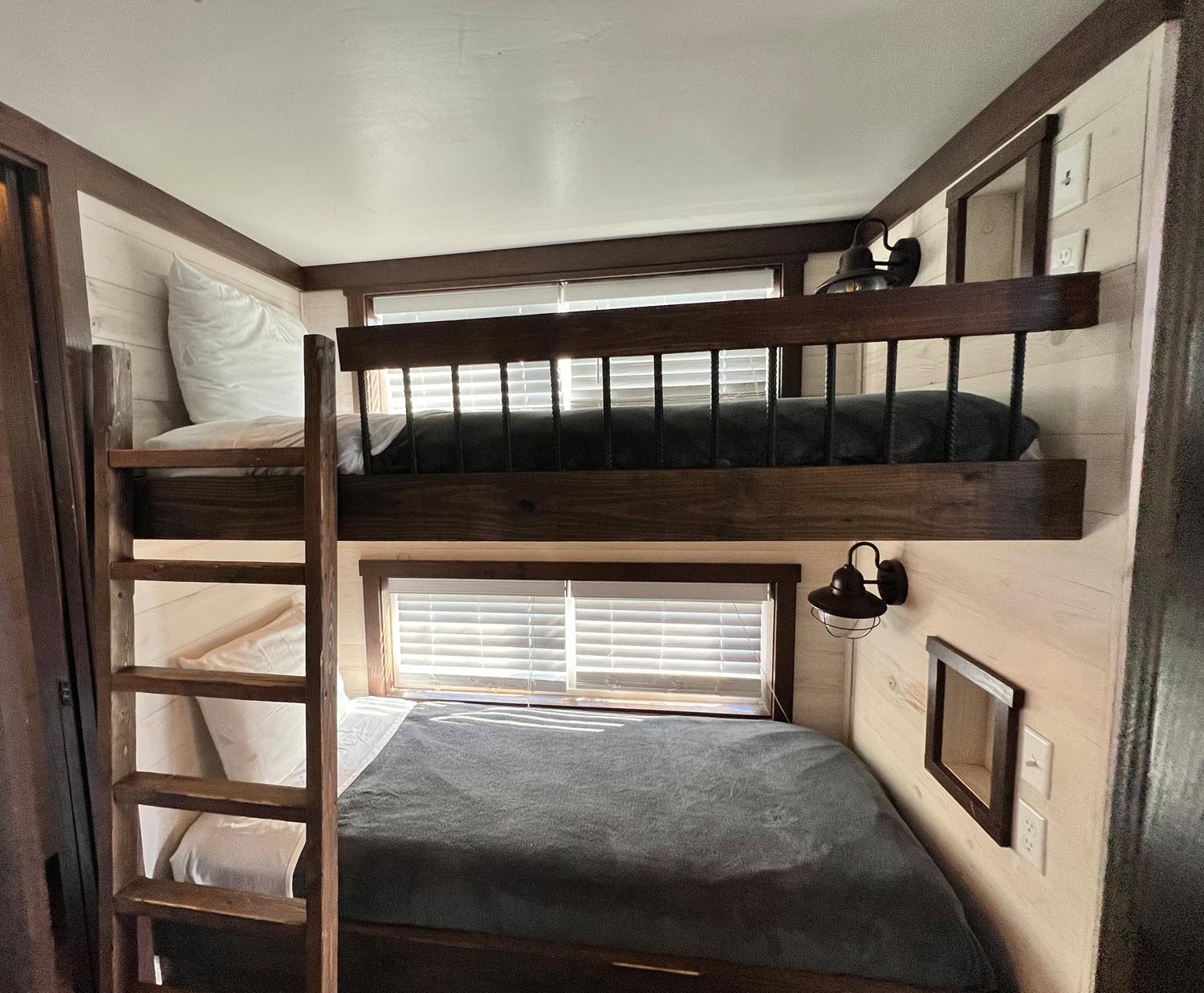 Creekfire Rv Resort Savannah Oda fotoğraf