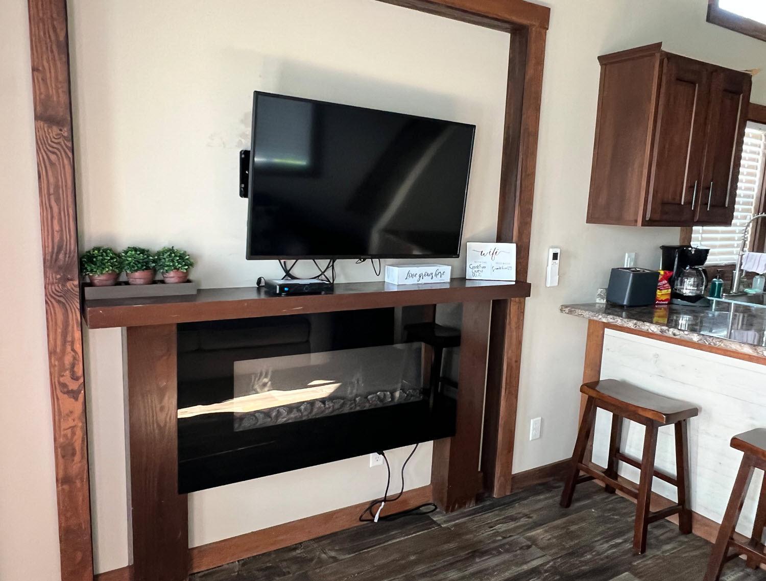 Creekfire Rv Resort Savannah Oda fotoğraf